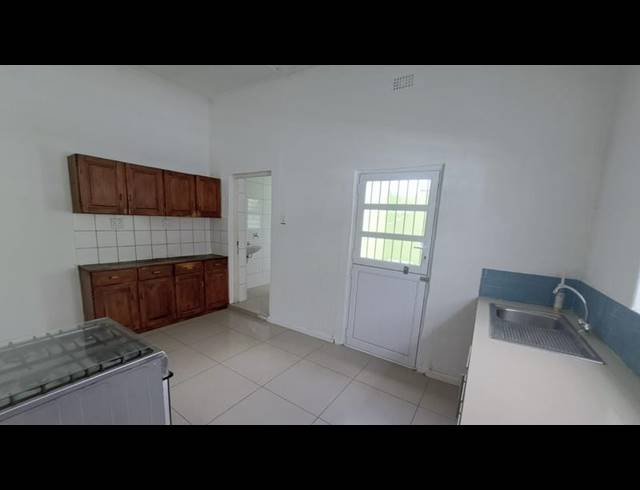 2 BEDROOM PROPERTY TO RENT IN WOODSTOCK